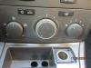 Opel Astra H (L48) 1.9 CDTi 100 Heater control panel