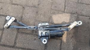 Used Wiper mechanism Kia Picanto (BA) 1.0 12V LPG Price on request offered by Boekholt autodemontage B.V