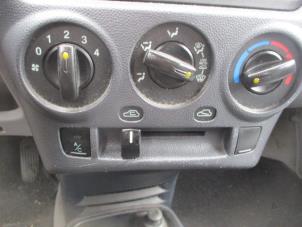 Usados Panel de control de calefacción Kia Picanto (BA) 1.0 12V LPG Precio € 50,00 Norma de margen ofrecido por Boekholt autodemontage B.V