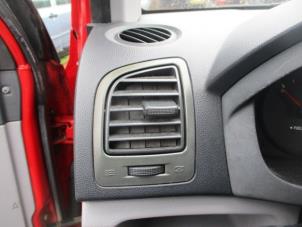 Used Dashboard vent Kia Picanto (BA) 1.0 12V LPG Price € 20,00 Margin scheme offered by Boekholt autodemontage B.V