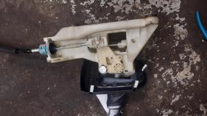 Used Gearbox mechanism Kia Rio III (UB) 1.1 CRDi VGT 12V Price € 50,00 Margin scheme offered by Boekholt autodemontage B.V