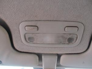 Usagé Eclairage intérieur avant Toyota Corolla Wagon (E12) 2.0 D-4D 16V 90 Prix € 30,00 Règlement à la marge proposé par Boekholt autodemontage B.V