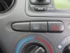 Toyota Yaris (P1) 1.3 16V VVT-i Rear window heating switch