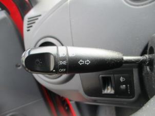 Używane Przelacznik reflektora LHV Chevrolet Matiz 0.8 S,SE Cena € 10,00 Procedura marży oferowane przez Boekholt autodemontage B.V