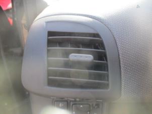 Used Dashboard vent Nissan Micra (K12) 1.4 16V Price € 20,00 Margin scheme offered by Boekholt autodemontage B.V