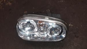 Used Headlight, right Volkswagen Golf IV (1J1) 1.6 Price on request offered by Boekholt autodemontage B.V