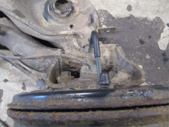 Rear-wheel drive axle from a Peugeot 107 1.0 12V 2010