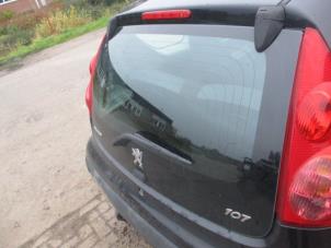 Used Rear window Peugeot 107 1.0 12V Price € 75,00 Margin scheme offered by Boekholt autodemontage B.V