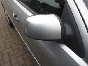 Used Wing mirror, right Ford Mondeo III 1.8 16V Price € 40,00 Margin scheme offered by Boekholt autodemontage B.V