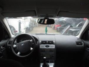 Used Dashboard Ford Mondeo III 1.8 16V Price on request offered by Boekholt autodemontage B.V