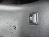 Tank cap cover switch from a Volkswagen Golf IV (1J1), 1997 / 2005 1.6, Hatchback, Petrol, 1.595cc, 74kW (101pk), FWD, AEH, 1997-08 / 2005-12, 1J1 1998