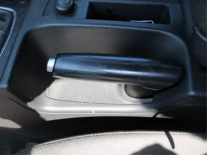 Mecanismo de freno de mano de un Audi A3 Sportback (8PA) 1.6 2005