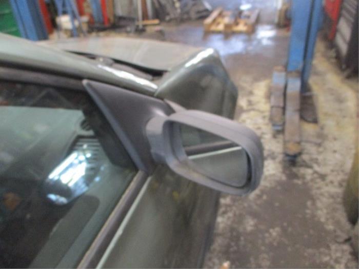 Wing mirror, right from a Renault Megane II (BM/CM) 1.4 16V 98 2003