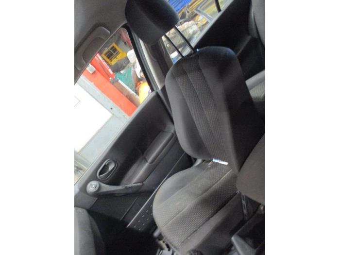 Seat, right from a Renault Megane II (BM/CM) 1.4 16V 98 2003