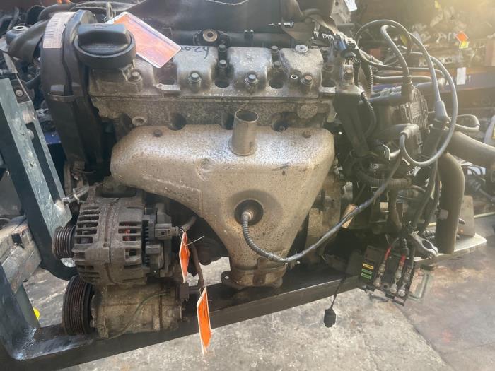 Begagnade Avgasgrenrör Seat Arosa (6H1) 1.0i Pris € 49,00 Marginaltabell erbjuds av Boekholt autodemontage B.V