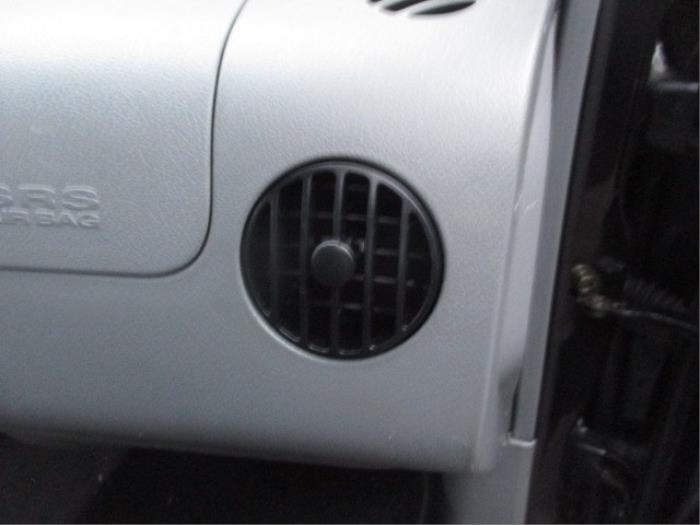 Airbag droite (tableau de bord) d'un Daewoo Kalos (SF48) 1.4 16V 2005