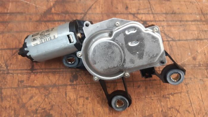 Rear wiper motor from a Ford Fusion 1.4 16V 2003