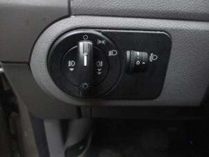 Usados Interruptor faro lhv Ford Fusion 1.4 16V Precio de solicitud ofrecido por Boekholt autodemontage B.V