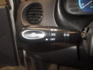 Usados Interruptor combinado columna de dirección Chevrolet Matiz 0.8 S,SE Precio de solicitud ofrecido por Boekholt autodemontage B.V