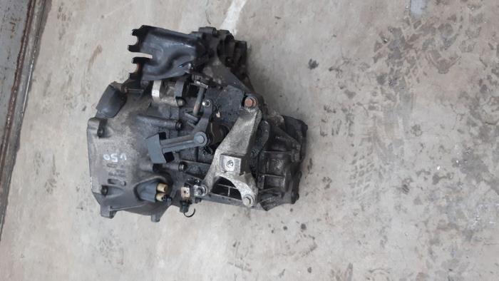 Gearbox from a Volvo V50 (MW) 1.8 16V 2006