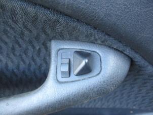 Usados Interruptor de retrovisor BMW 3 serie Touring (E46/3) 318i Precio € 15,00 Norma de margen ofrecido por Boekholt autodemontage B.V