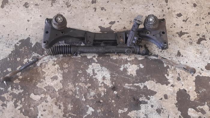 Power steering box from a BMW 3 serie Touring (E46/3) 318i 2000