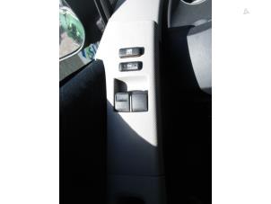 Used Electric window switch Toyota Yaris II (P9) 1.3 16V VVT-i Price € 40,00 Margin scheme offered by Boekholt autodemontage B.V