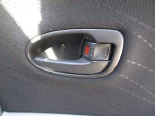 Usagé Poignée de porte avant droite Toyota Yaris II (P9) 1.3 16V VVT-i Prix € 20,00 Règlement à la marge proposé par Boekholt autodemontage B.V