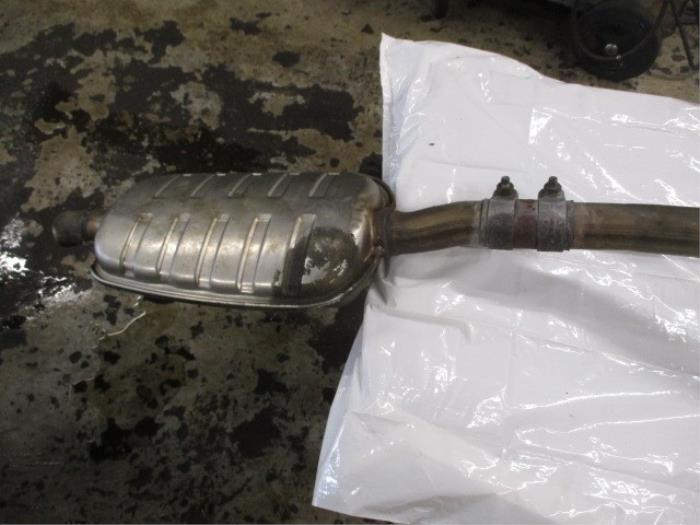 Exhaust middle silencer from a BMW 3 serie Compact (E46/5) 316ti 16V 2002