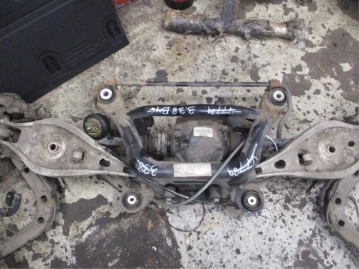 Rear anti-roll bar from a BMW 3 serie Compact (E46/5) 316ti 16V 2002