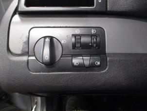 Used AIH headlight switch BMW 3 serie Compact (E46/5) 316ti 16V Price € 40,00 Margin scheme offered by Boekholt autodemontage B.V