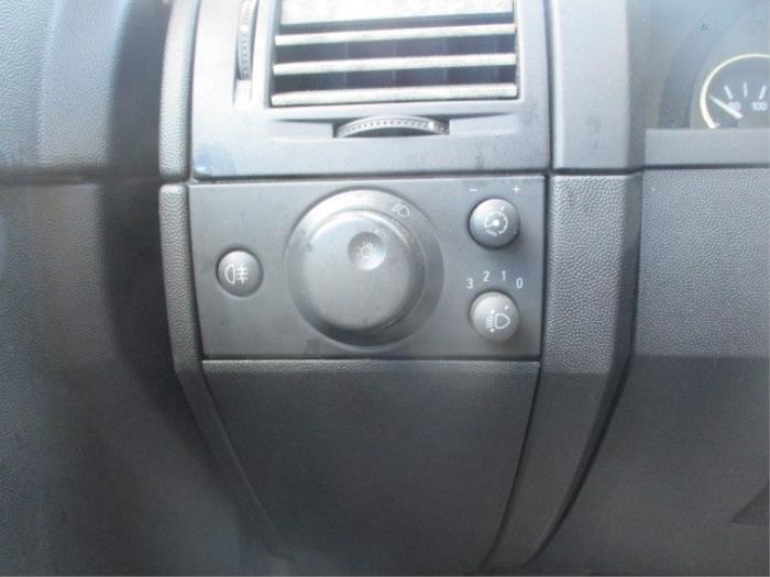 Light switch from a Opel Meriva 1.6 16V 2004
