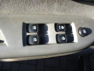 Used Electric window switch Ssang Yong Musso 2.9TD Price € 50,00 Margin scheme offered by Boekholt autodemontage B.V