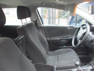 Gebrauchte Sitz links Volkswagen Passat Variant (3C5) 2.0 TDI 140 Preis auf Anfrage angeboten von Boekholt autodemontage B.V