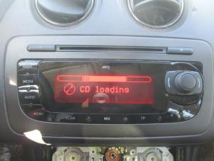 Usagé Radio/Lecteur CD Seat Ibiza IV (6J5) 1.2 TDI Ecomotive Prix € 65,00 Règlement à la marge proposé par Boekholt autodemontage B.V