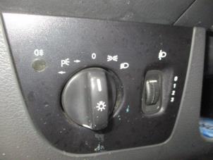 Used Light switch Mercedes Vaneo (W414) 1.7 CDI 16V Price € 40,00 Margin scheme offered by Boekholt autodemontage B.V
