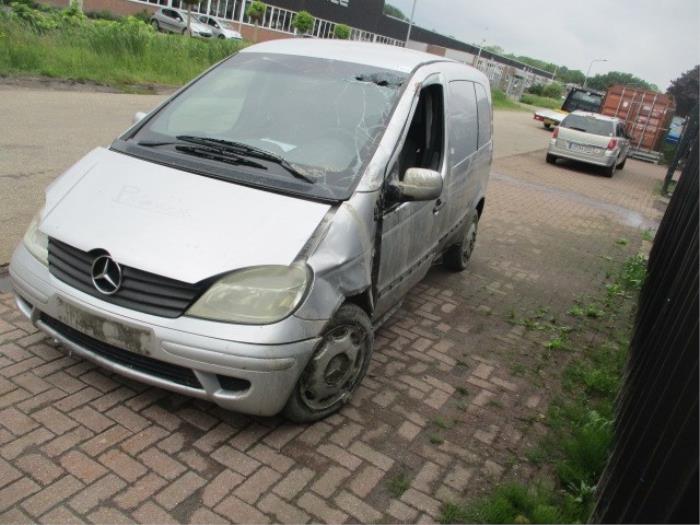 Używane Maska Mercedes Vaneo (W414) 1.7 CDI 16V Cena na żądanie oferowane przez Boekholt autodemontage B.V