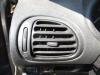 Dashboard vent from a Peugeot 206 (2A/C/H/J/S), 1998 / 2012 1.4 XR,XS,XT,Gentry, Hatchback, Petrol, 1.360cc, 55kW (75pk), FWD, TU3JP; KFW, 2000-08 / 2005-03, 2CKFW; 2AKFW 2002