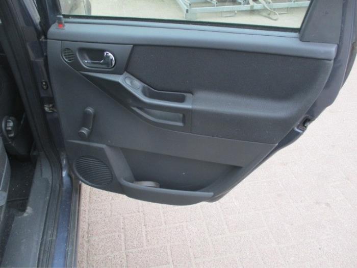 Klamka okienna z Opel Meriva 1.6 16V 2007