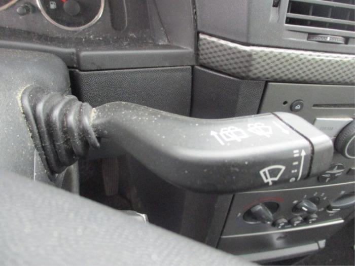 Wiper switch from a Opel Meriva 1.6 16V 2007