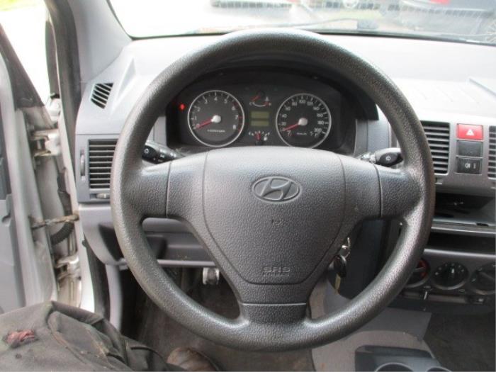 Airbag links (Lenkrad) van een Hyundai Getz  2003
