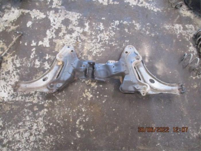 Subframe from a Citroën C3 (FC/FL/FT) 1.4 2006