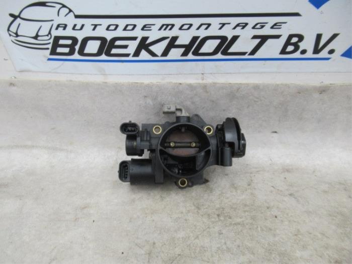 Gebrauchte Drosselklappengehäuse Citroen Saxo 1.4i SX,VSX Preis € 35,00 Margenregelung angeboten von Boekholt autodemontage B.V