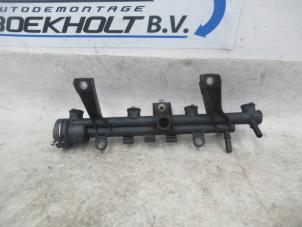 Used Fuel injector nozzle Citroen Saxo 1.4i SX,VSX Price € 15,00 Margin scheme offered by Boekholt autodemontage B.V