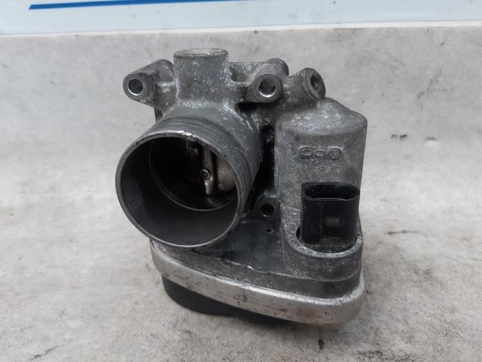 Usagé Boitier papillon Volkswagen Polo IV (9N1/2/3) 1.4 16V Prix € 29,00 Règlement à la marge proposé par Boekholt autodemontage B.V