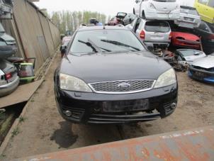 Used Air conditioning pump Ford Mondeo III Wagon 2.2 TDCi 16V Price € 50,00 Margin scheme offered by Boekholt autodemontage B.V