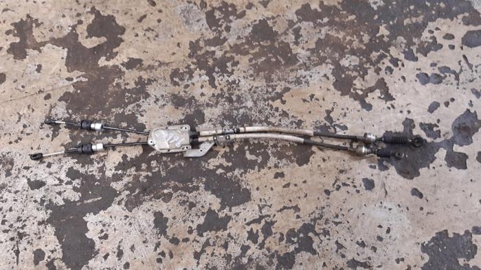 Gearbox shift cable from a Honda Civic (FK/FN) 1.4 i-Dsi 2006