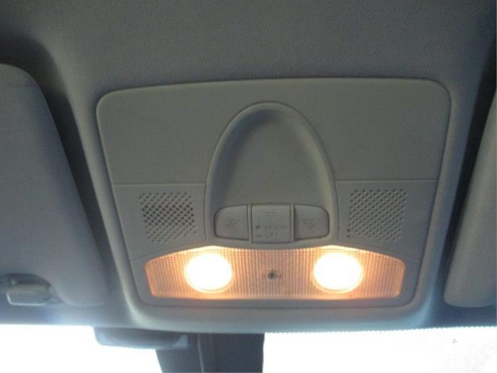 Eclairage intérieur avant d'un Honda Civic (FK/FN) 1.4 i-Dsi 2006