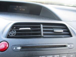 Gebrauchte Radio CD Spieler Honda Civic (FK/FN) 1.4 i-Dsi Preis € 75,00 Margenregelung angeboten von Boekholt autodemontage B.V