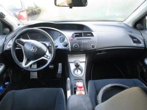 Used Steering wheel mounted radio control Honda Civic (FK/FN) 1.4 i-Dsi Price on request offered by Boekholt autodemontage B.V